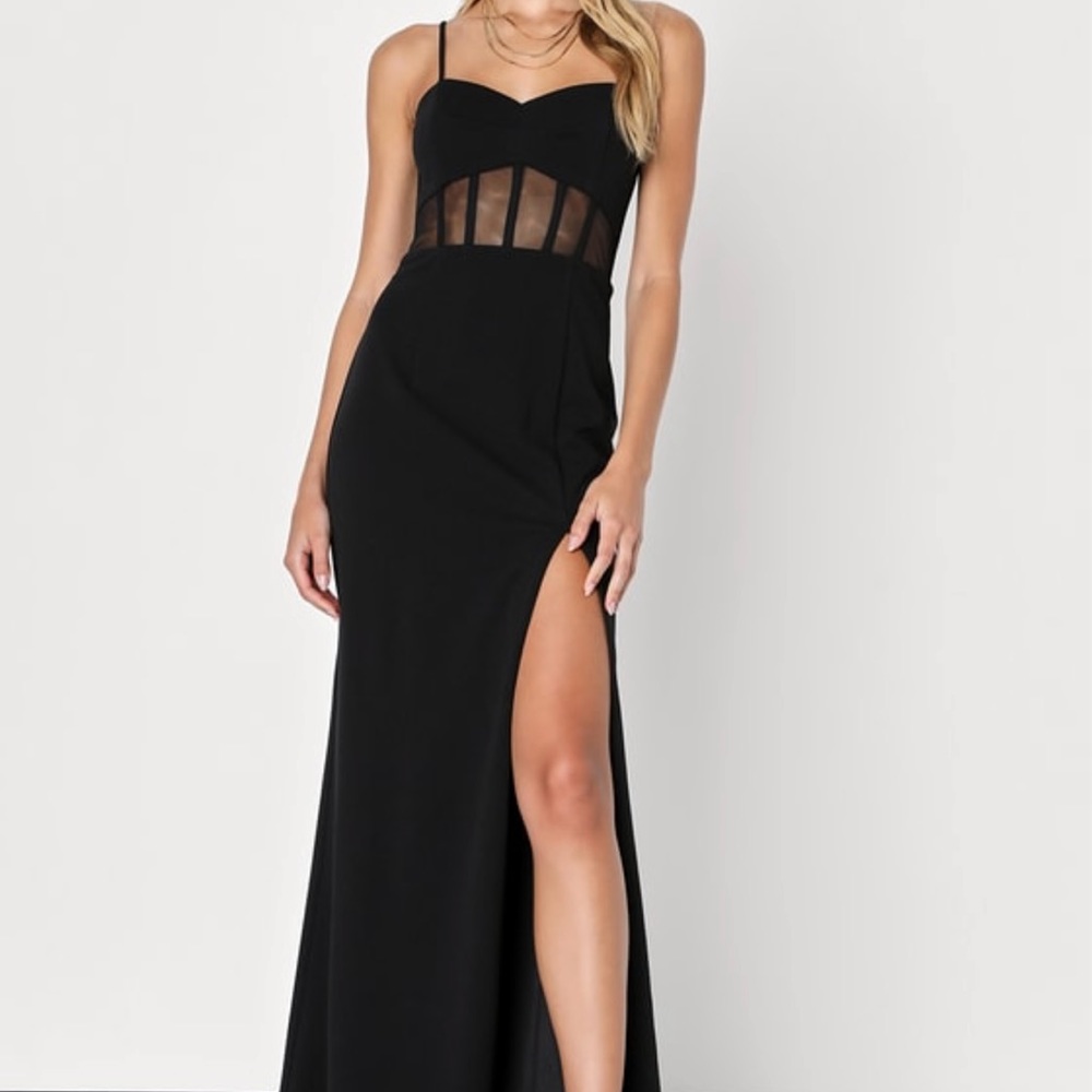 Lulu’s Remarkable Allure Black Corset Sleeveless Mermaid Maxi Dress